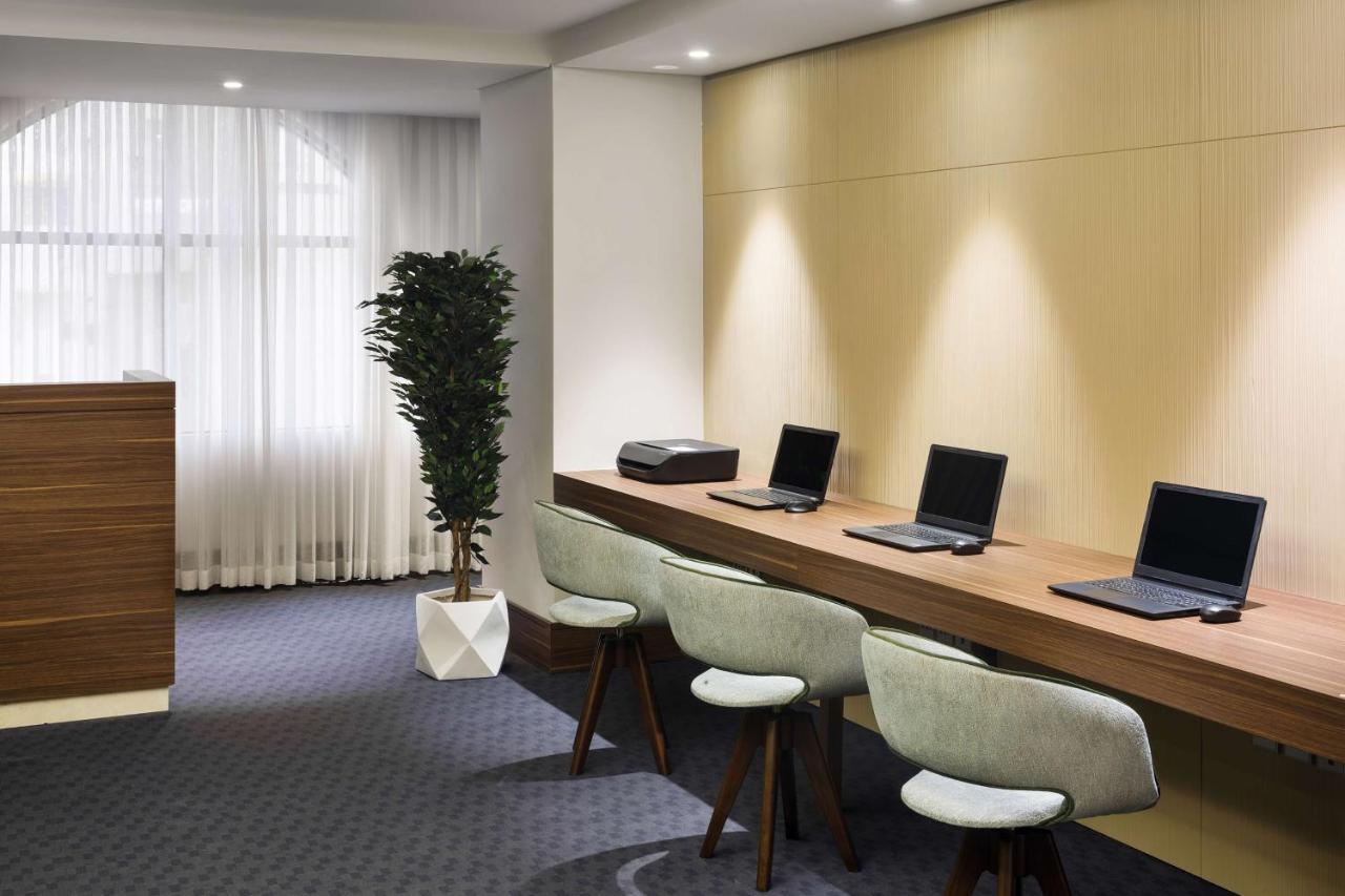 Park Inn By Radisson Makkah Aziziyah Mekka Eksteriør bilde A modern office interior design