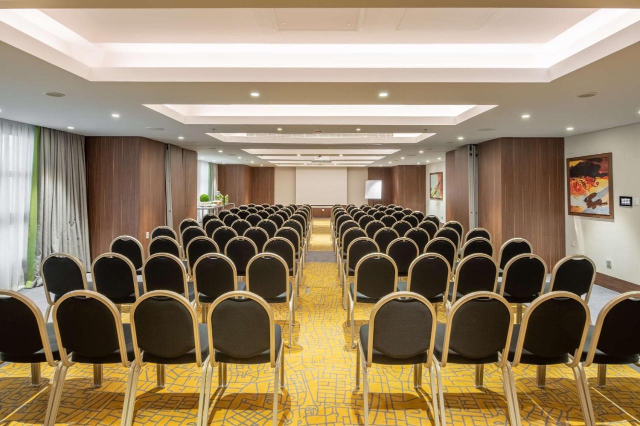 Park Inn By Radisson Makkah Aziziyah Mekka Eksteriør bilde The meeting room at the hotel