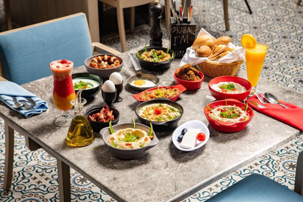 Park Inn By Radisson Makkah Aziziyah Mekka Eksteriør bilde Turkish breakfast